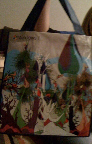 Illustration for article titled Inside the Windows 7 Launch Party Kit Hides the Worst Birthday Party Ever